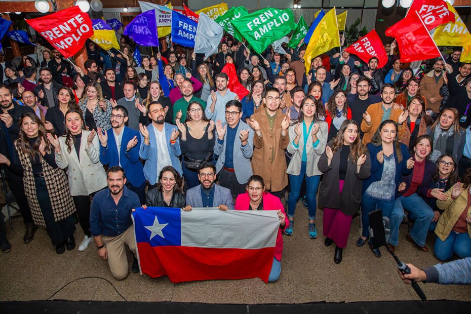 Reunión Frente Amplio, con candidaturas a las elecciones de octubre