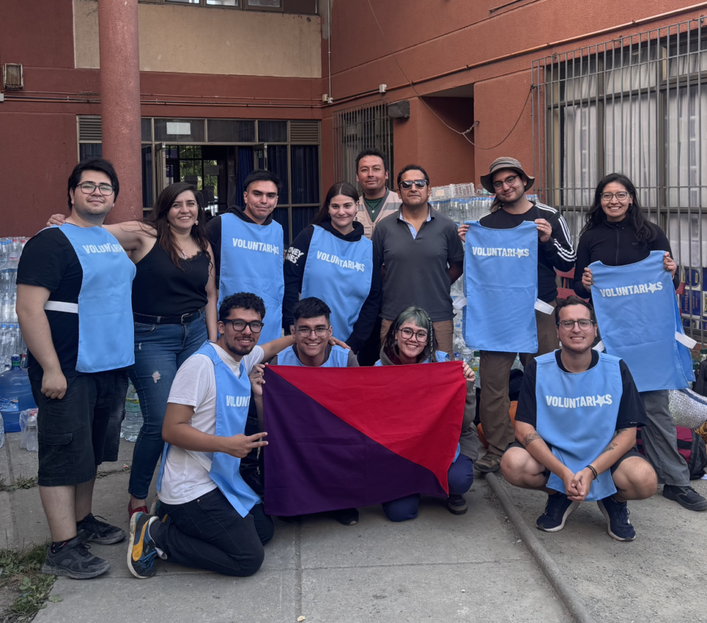 Militancia del Frente Amplio se despliega en apoyo a familias afectadas por incendios en Biobío