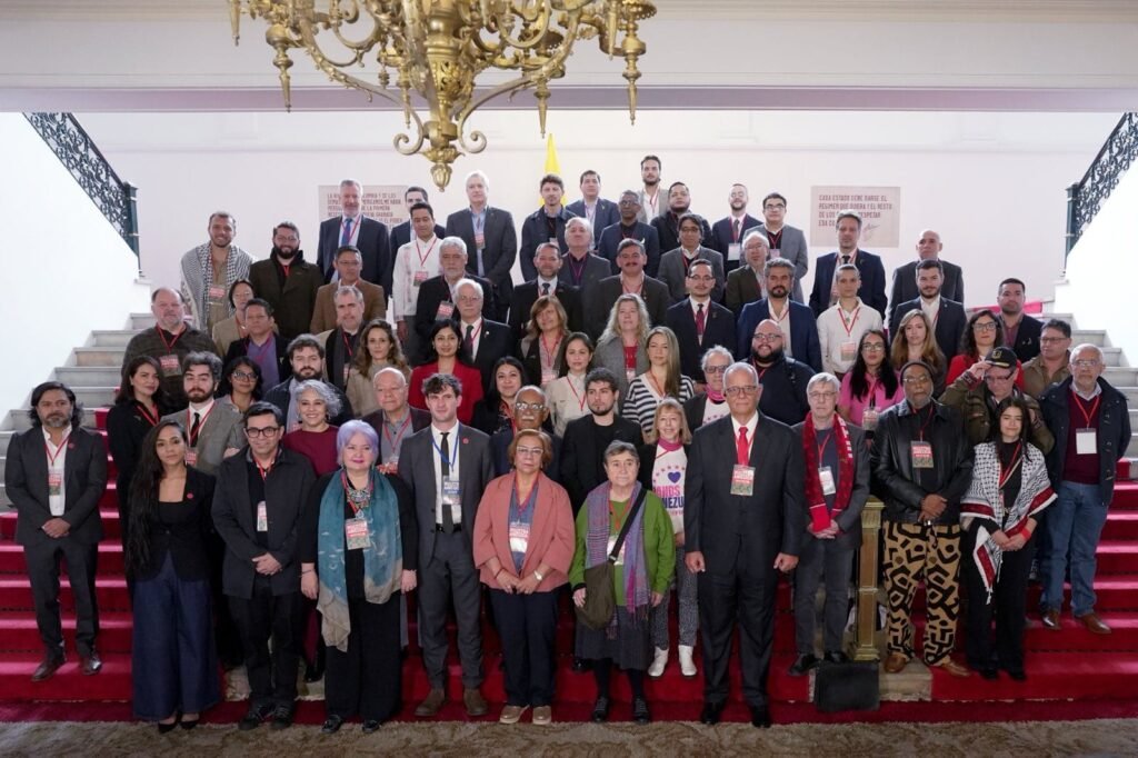 Frente Amplio participa en Foro de Emergencia “Nuestra América” de la Internacional Progresista